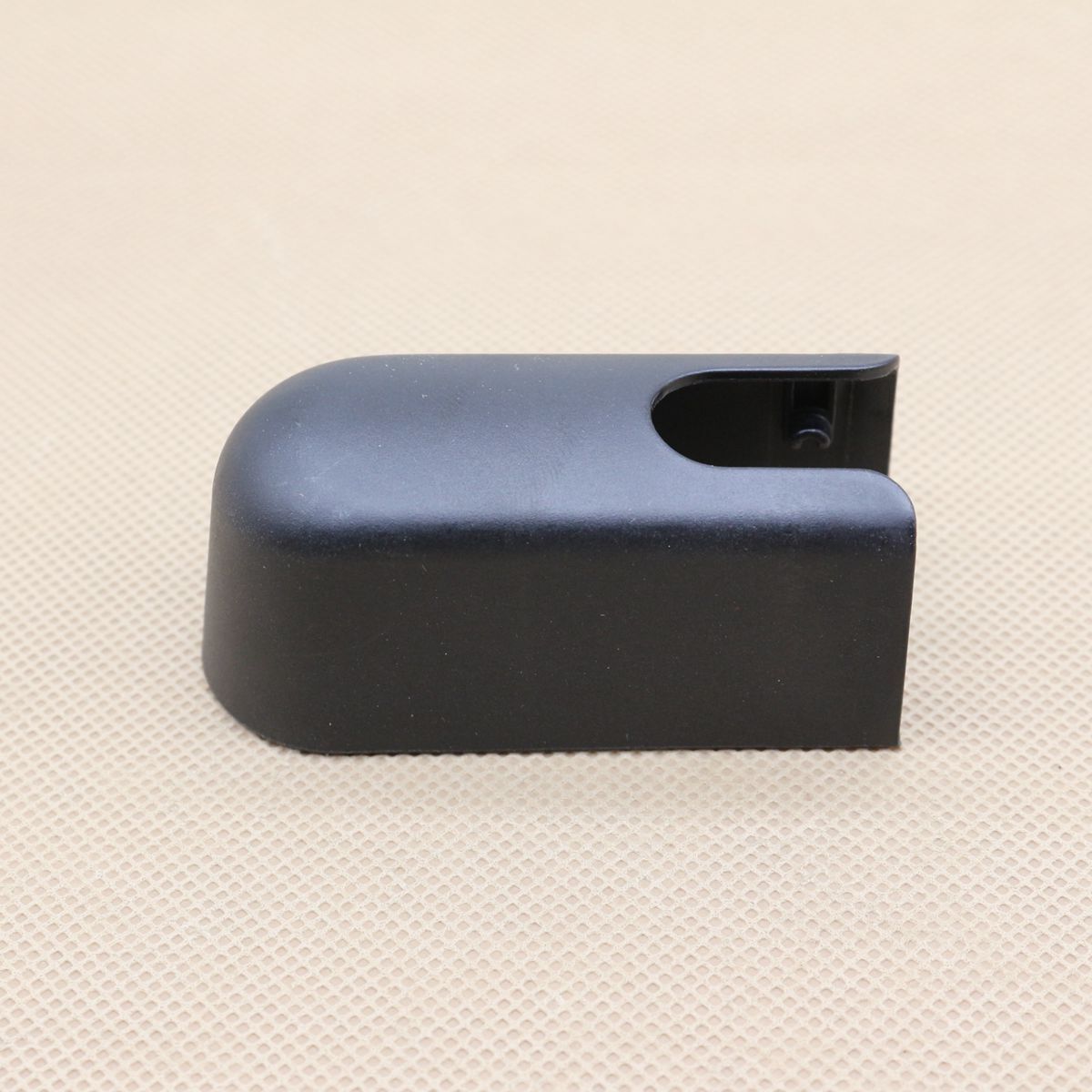 1-piece set of rear windshield wiper nail mounting nut caps for 2011-2019 for Ford Explorers.