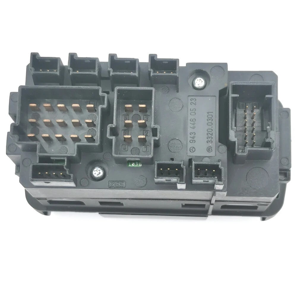Hazard warning light switches are suitable for benzene A9434460423 A9434460123 A9434460323