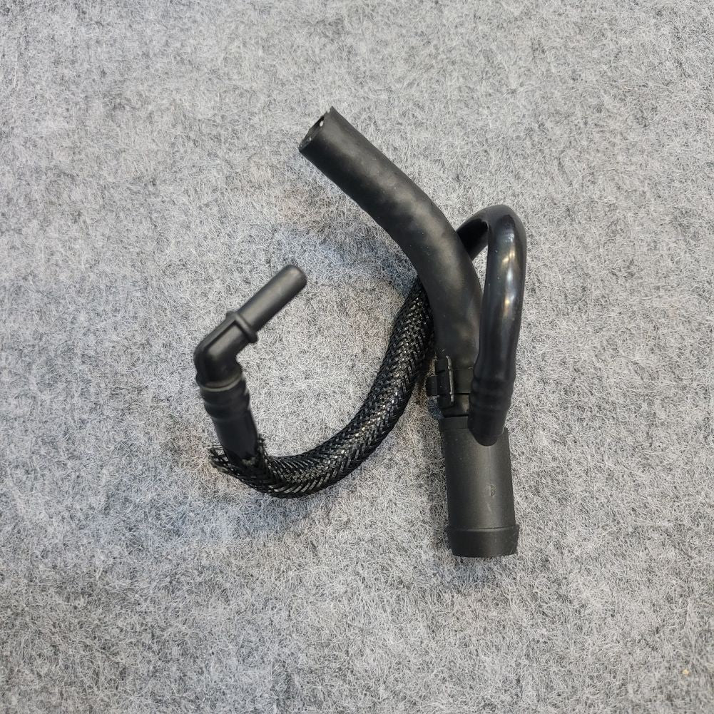 Water Pump Hose LR012643 for Land Rover for Range Rover 2010-12