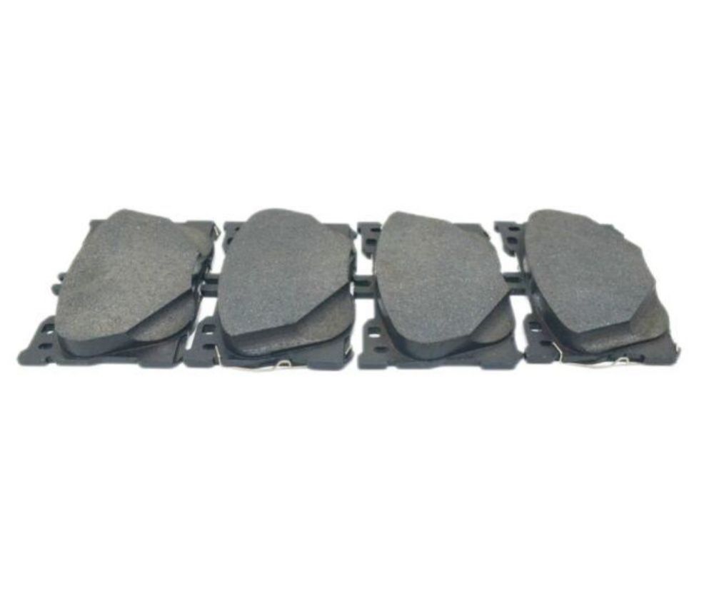 Brake Pad Set for Mercedes W205 A205 S205 X253 C253 AMG A0004207900 0004207900
