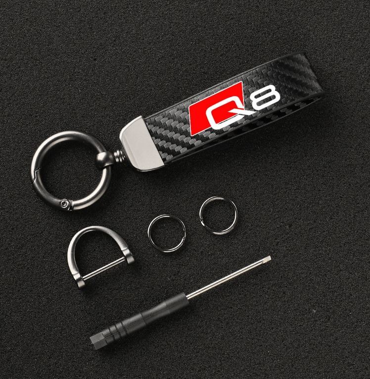 Suitable for Alfa Romeo for Stelvio car keychain/key ring, brown leather horseshoe buckle gift.