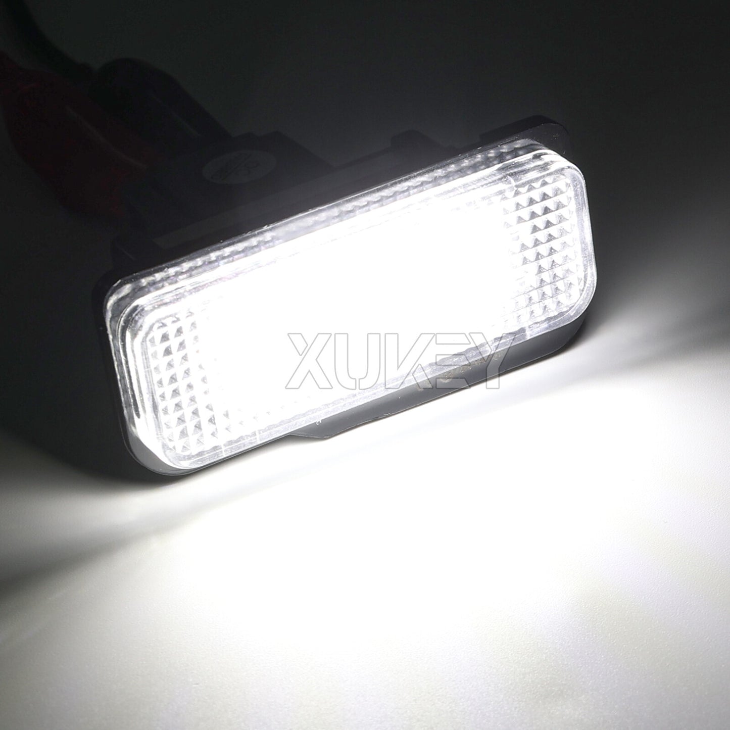 18-SMD Error Free LED License Plate Light Lamps for Mercedes-Benz C E CLS Class