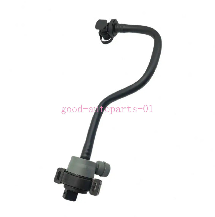 13907619297 Suitable for BMW F07 F12 F02 X5 E70 X6 E71 fuel tank breather valve with piping.