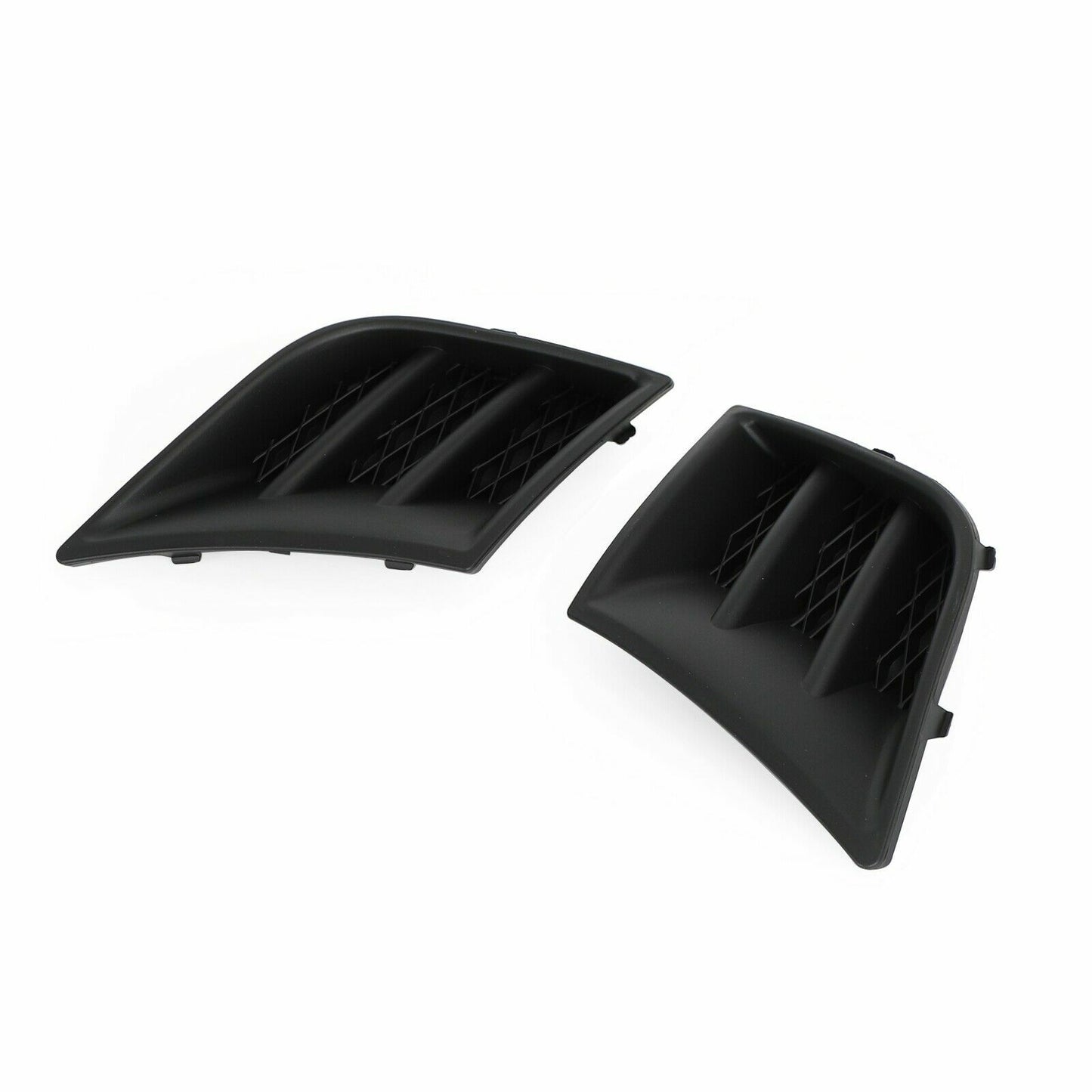 Suitable for Peugeot 107 models from 2009, 2010, 2011, and 2012, featuring dual front bumper fog grilles without light vents.
