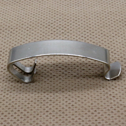 Suitable for Mercedes-Benz 0009931725 engine air purifier intake spring clip housing clip.
