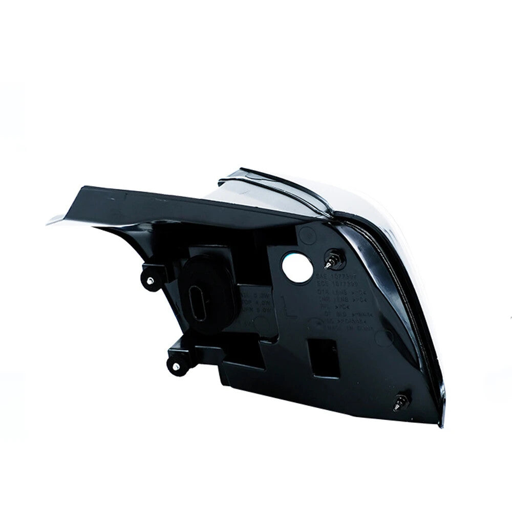 Left outer LED taillight and rear brake stop light are applicable to for Tesla Model 3 2017-2021.